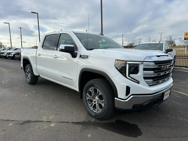 2026 GMC Sierra SLE's photo