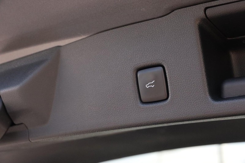 Ford Escape Vehicle Image 08