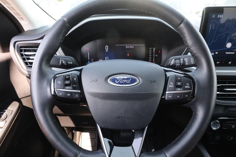 Ford Escape Vehicle Image 11