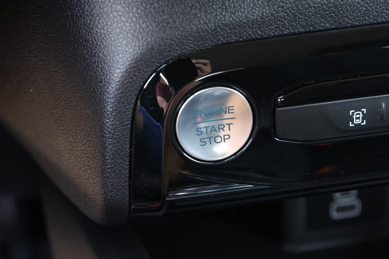 Ford Escape Vehicle Image 15
