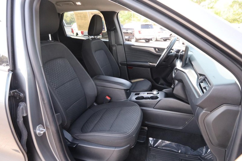 Ford Escape Vehicle Image 26