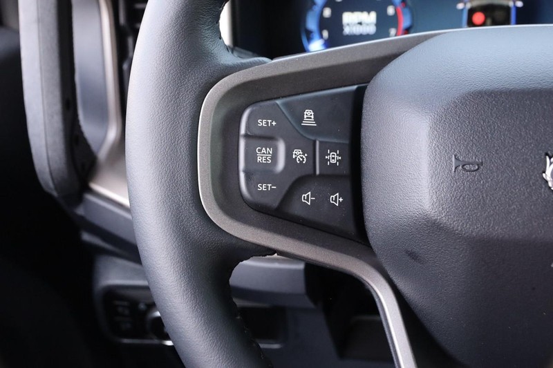 Ford Bronco Vehicle Image 11