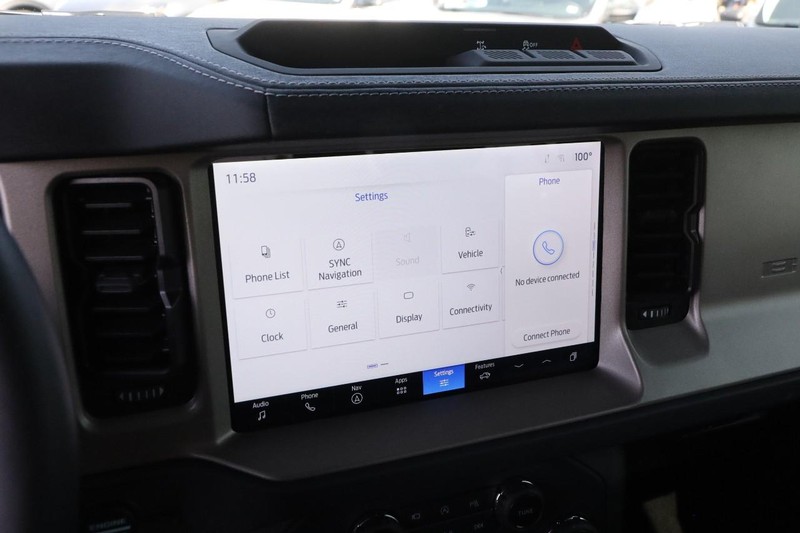 Ford Bronco Vehicle Image 15