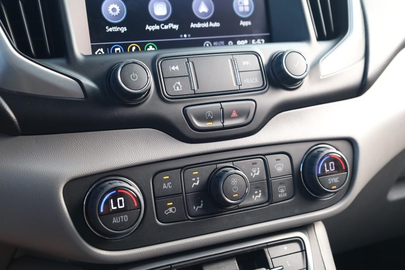 GMC Terrain Vehicle Image 13