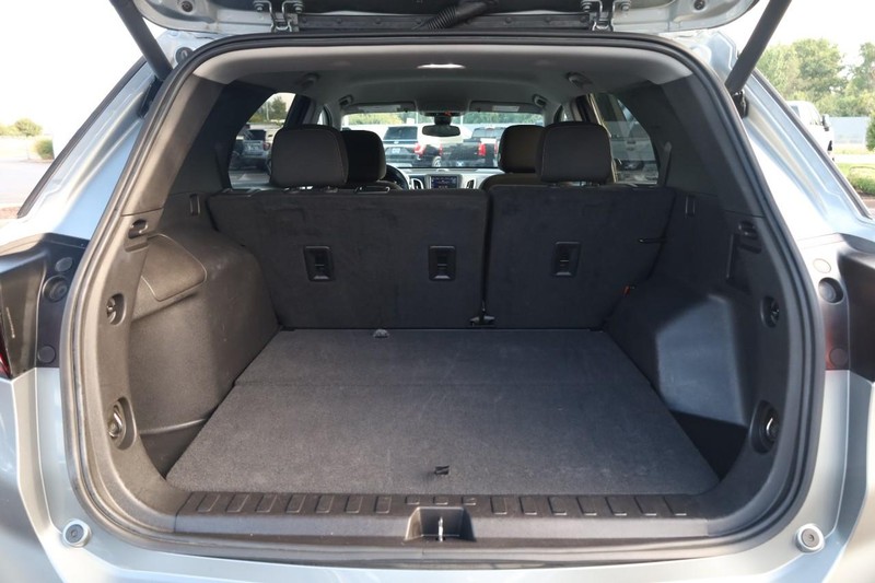 Chevrolet Equinox Vehicle Image 07