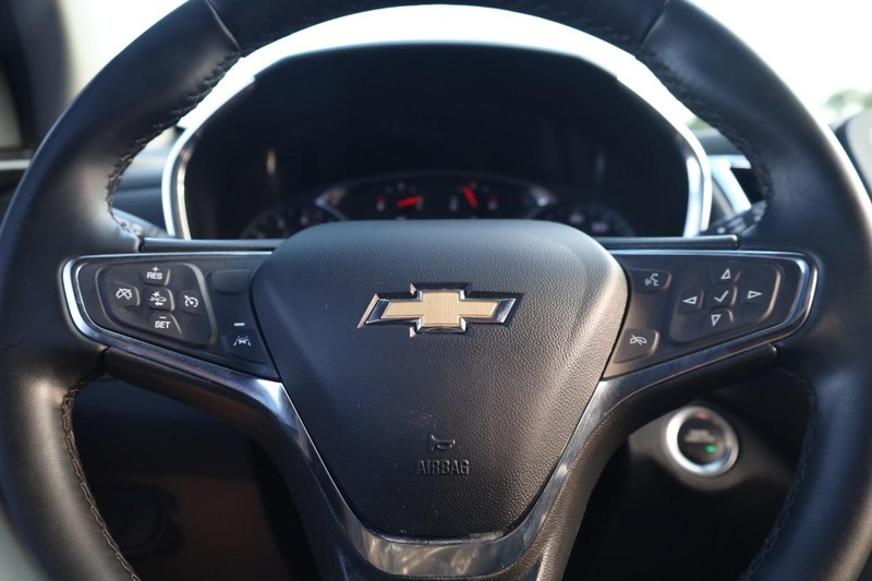 Chevrolet Equinox Vehicle Image 09