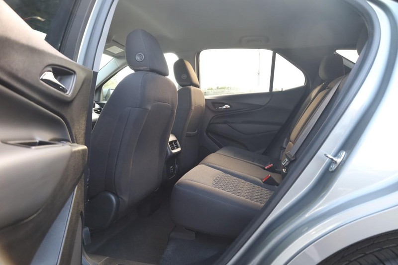 Chevrolet Equinox Vehicle Image 20