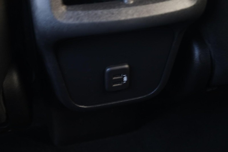 Chevrolet Equinox Vehicle Image 21