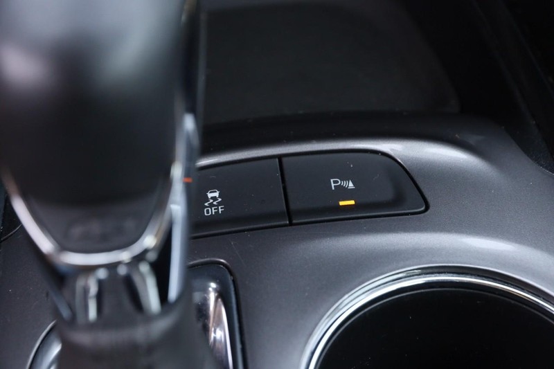 Chevrolet Malibu Vehicle Image 17