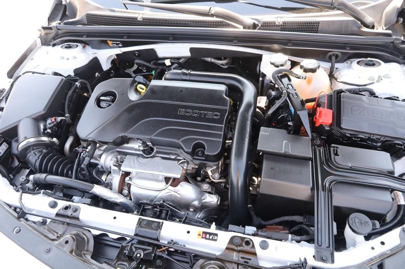 Chevrolet Malibu Vehicle Image 25