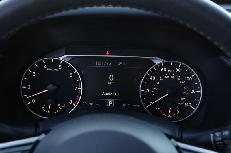 Nissan Altima Vehicle Image 15