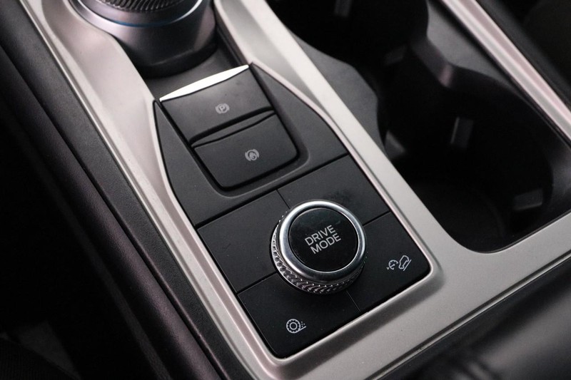 Ford Explorer Vehicle Image 20