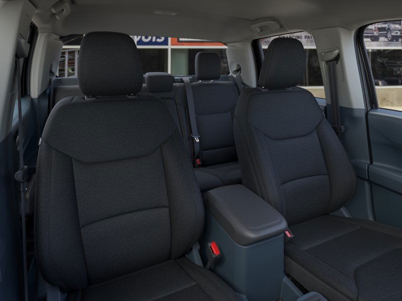 Ford Maverick Vehicle Image 10