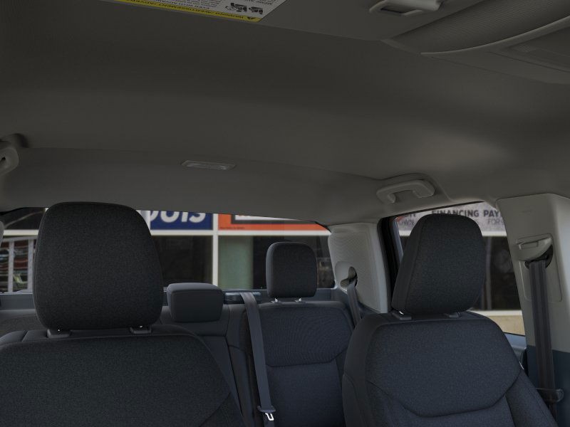 Ford Maverick Vehicle Image 12