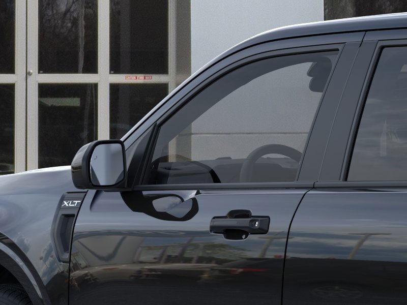 Ford Maverick Vehicle Image 21