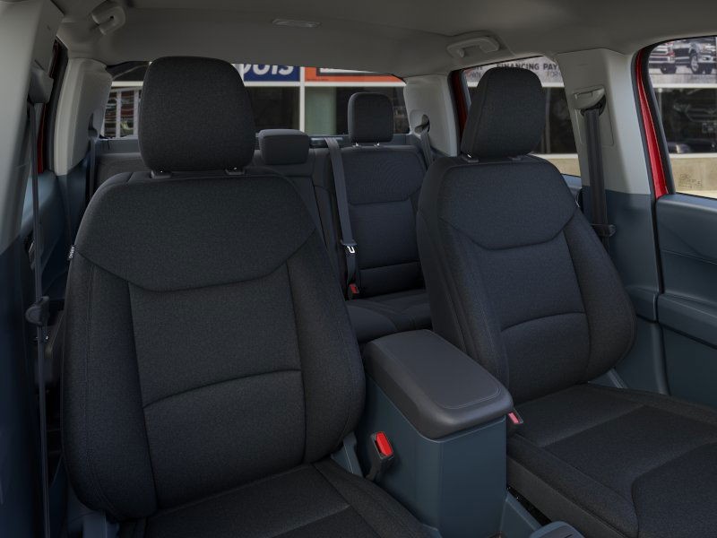 Ford Maverick Vehicle Image 10