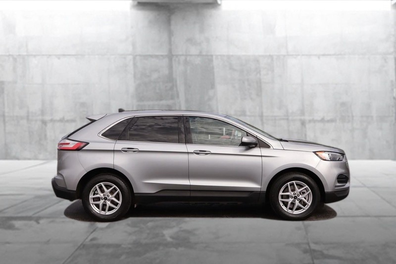 Ford Edge Vehicle Image 05