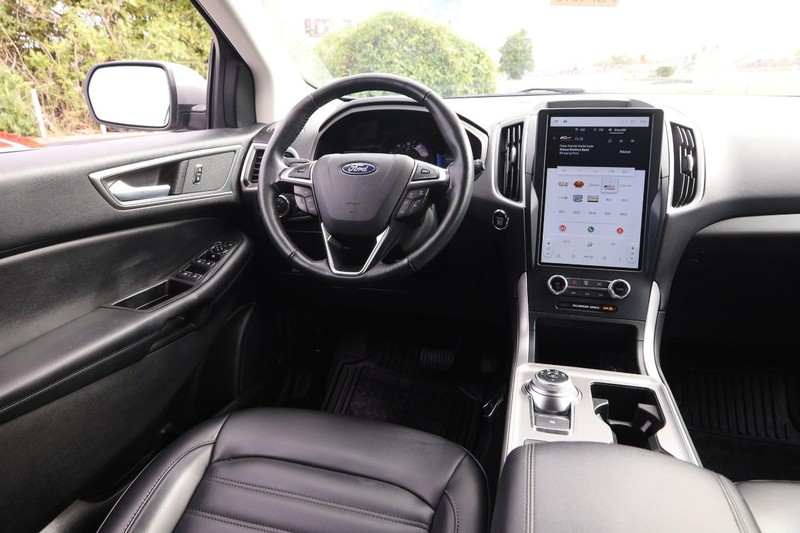 Ford Edge Vehicle Image 20