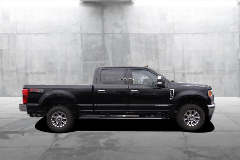 Ford Super Duty F-250 SRW Vehicle Image 05