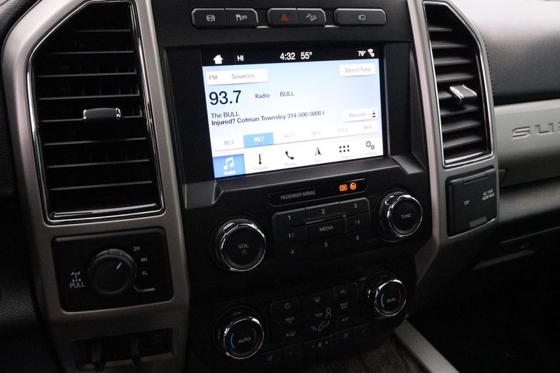 Ford Super Duty F-250 SRW Vehicle Image 18