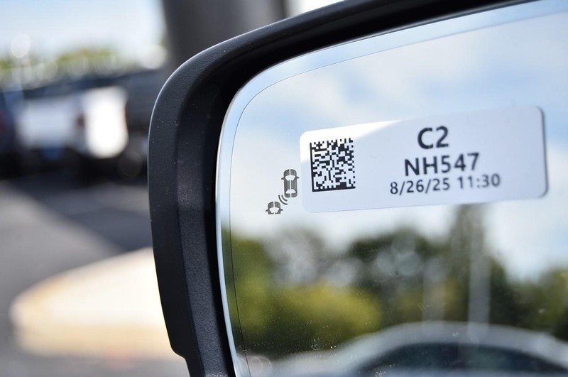 Honda Passport Vehicle Image 10