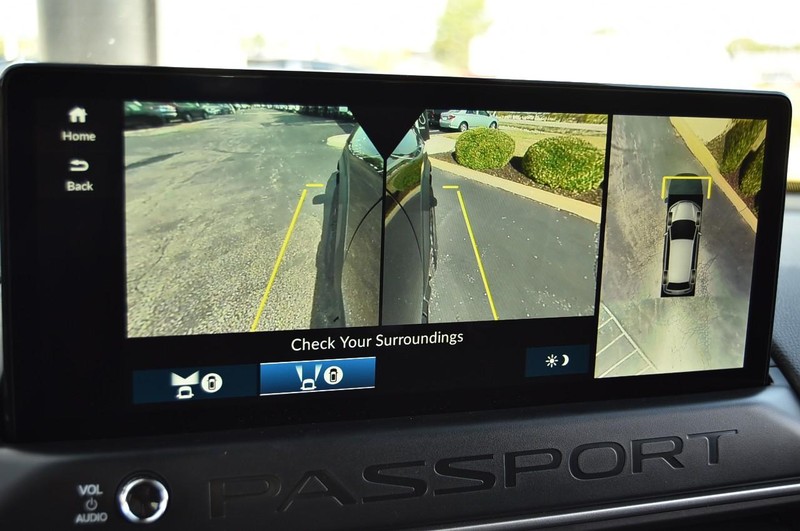 Honda Passport Vehicle Image 22