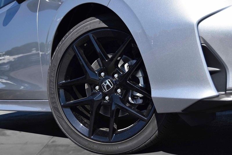 Honda Civic Sedan Hybrid Vehicle Image 03