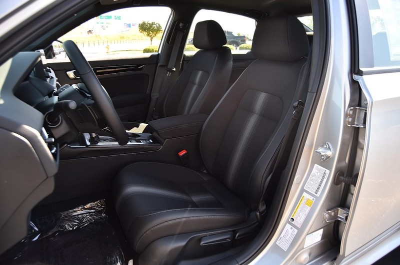 Honda Civic Sedan Hybrid Vehicle Image 22