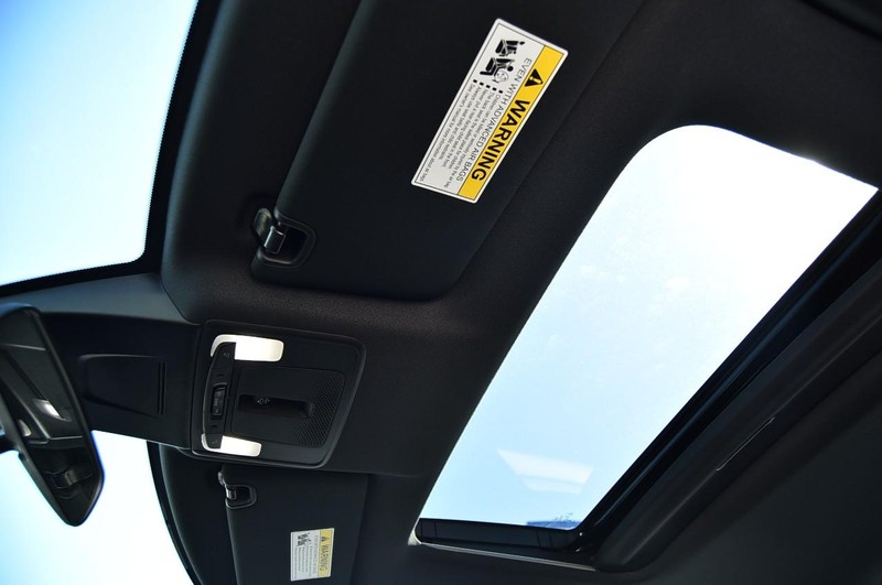 Honda Civic Sedan Hybrid Vehicle Image 24