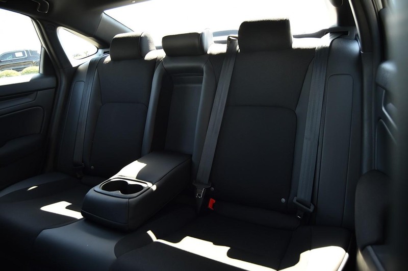 Honda Civic Sedan Hybrid Vehicle Image 25