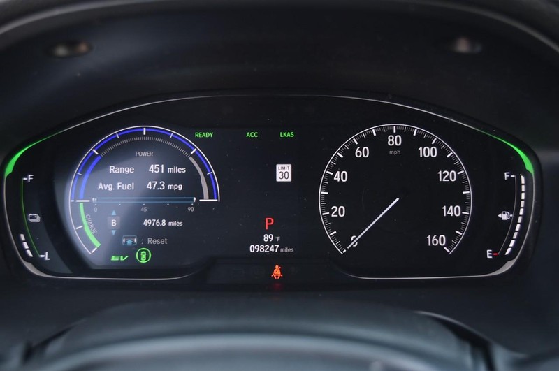 Honda Insight Vehicle Image 11