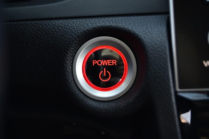 Honda Insight Vehicle Image 17