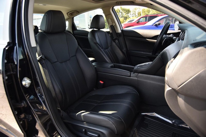 Honda Insight Vehicle Image 21