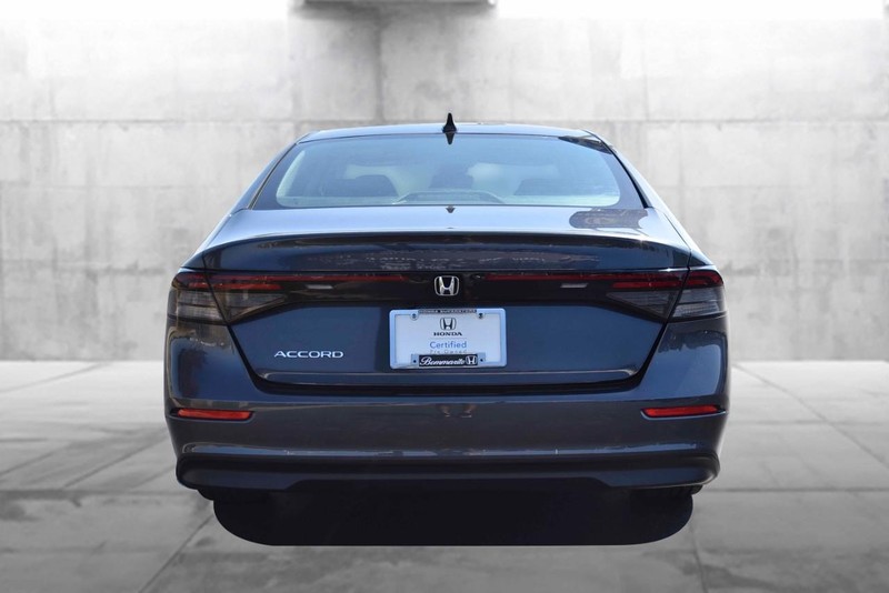 Honda Accord Sedan Vehicle Image 06