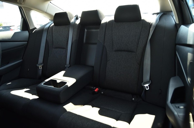 Honda Accord Sedan Vehicle Image 21