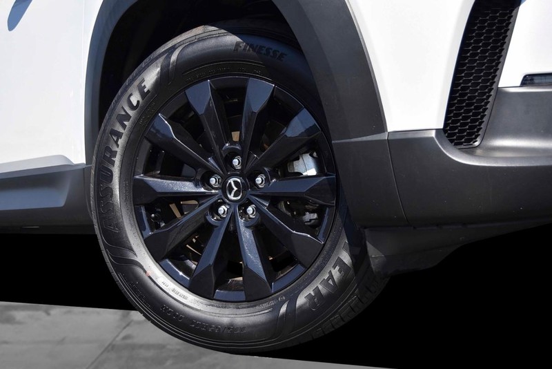 Mazda CX-50 Vehicle Image 03