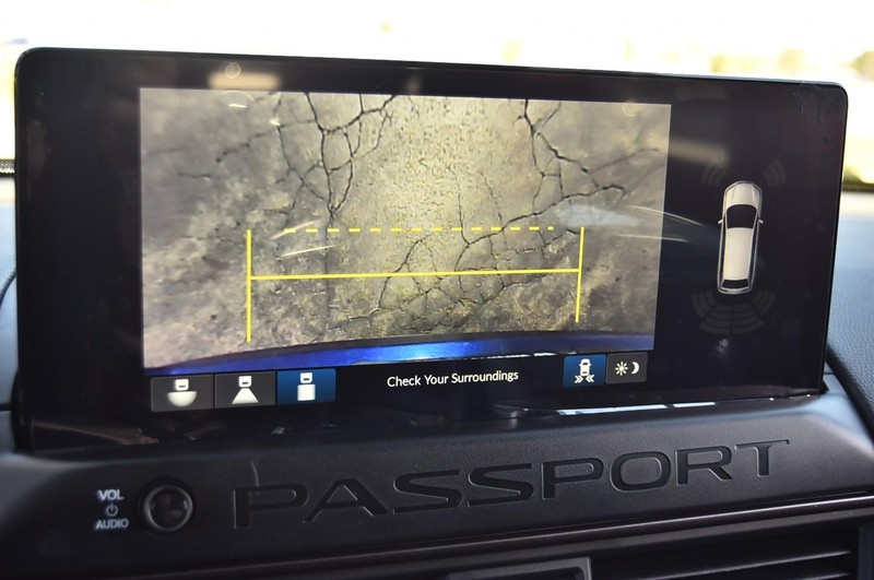 Honda Passport Vehicle Image 15