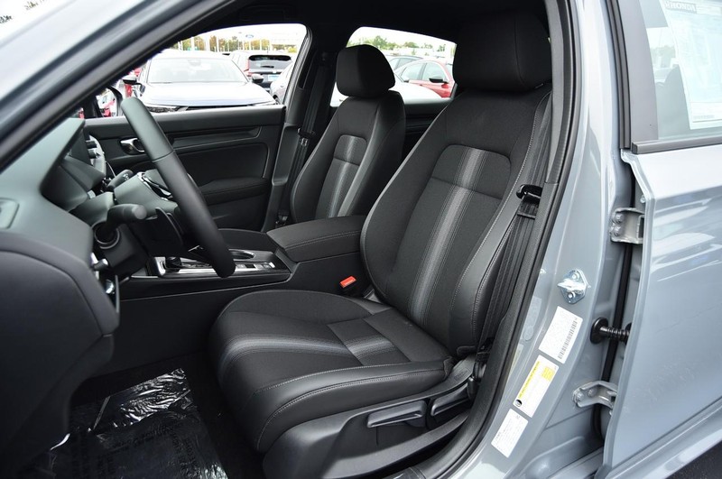 Honda Civic Sedan Vehicle Image 21