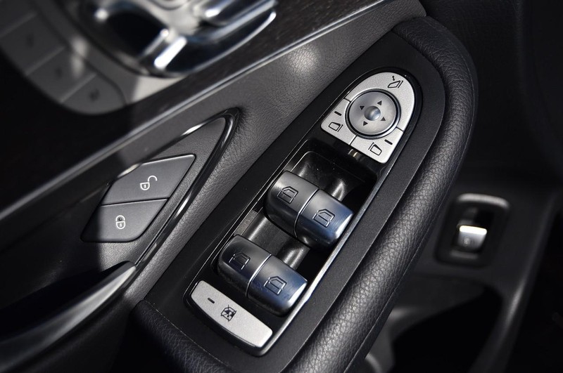 Mercedes-Benz GLC Vehicle Image 08