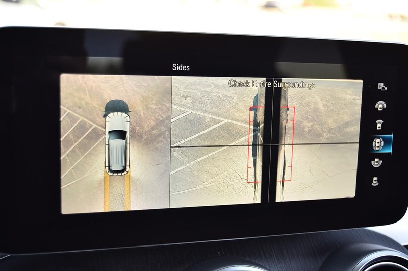 Mercedes-Benz GLC Vehicle Image 16