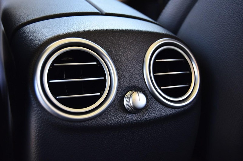 Mercedes-Benz GLC Vehicle Image 29