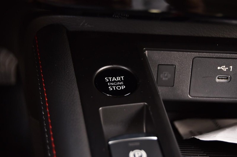 Nissan Kicks Vehicle Image 20