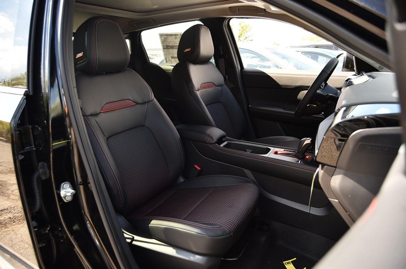 Nissan Kicks Vehicle Image 24