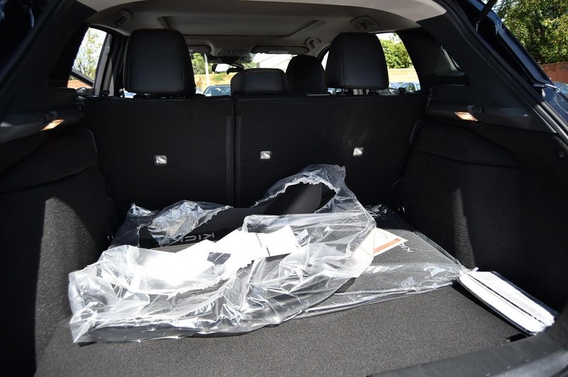 Nissan Kicks Vehicle Image 29