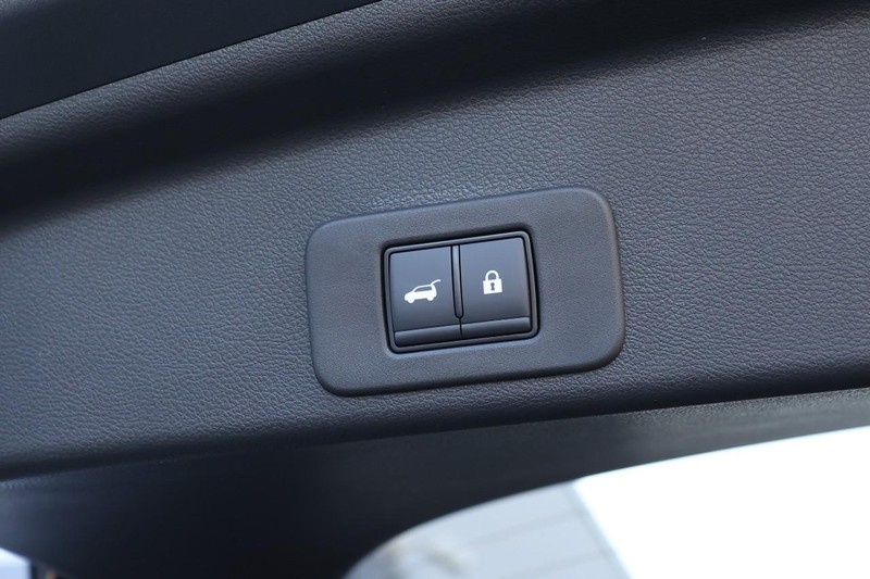 Nissan Murano Vehicle Image 23