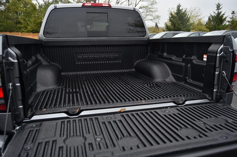 Nissan Frontier Vehicle Image 07