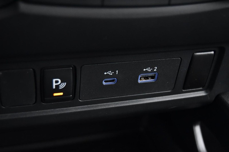 Nissan Frontier Vehicle Image 18