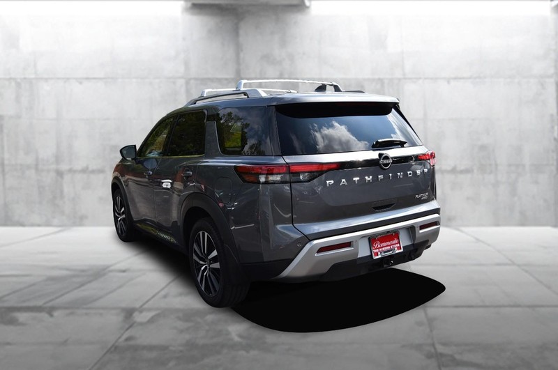 Nissan Pathfinder Vehicle Image 07