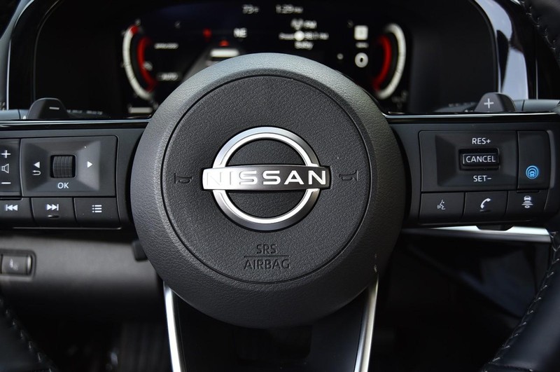 Nissan Pathfinder Vehicle Image 23