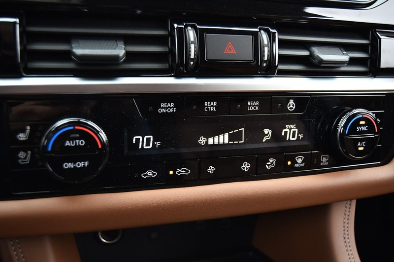 Nissan Pathfinder Vehicle Image 20